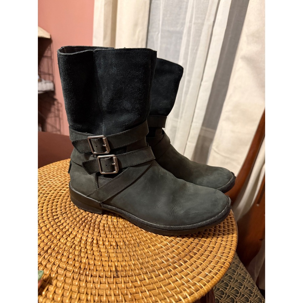UGG Simmens Black Waterproof Leather Suede Moto Buckle Boots 1095155 Womens 7